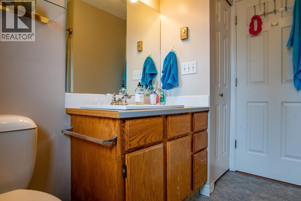 3506 Southridge Drive, Castlegar, British Columbia  V1N 4A3 - Photo 35 - 10386690