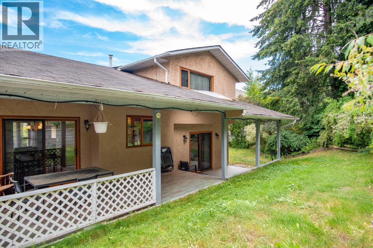 3506 Southridge Drive, Castlegar, British Columbia  V1N 4A3 - Photo 46 - 10386690