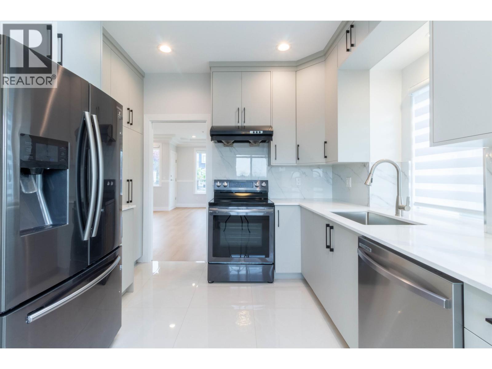 392 E 63rd Avenue, Vancouver, British Columbia  V5X 2J9 - Photo 7 - R3121289