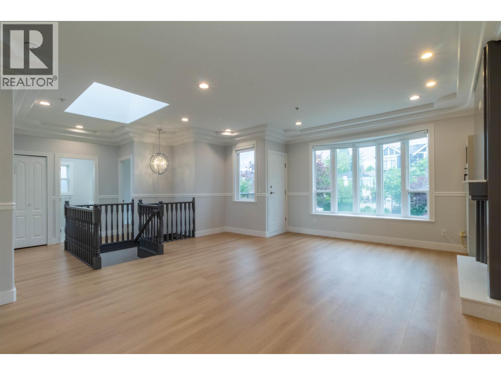 392 E 63rd Avenue, Vancouver, British Columbia  V5X 2J9 - Photo 6 - R3121289