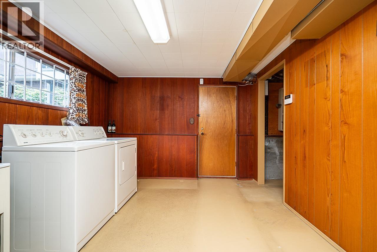 1634 Ross Road, North Vancouver, British Columbia  V7J 1V4 - Photo 30 - R3110908