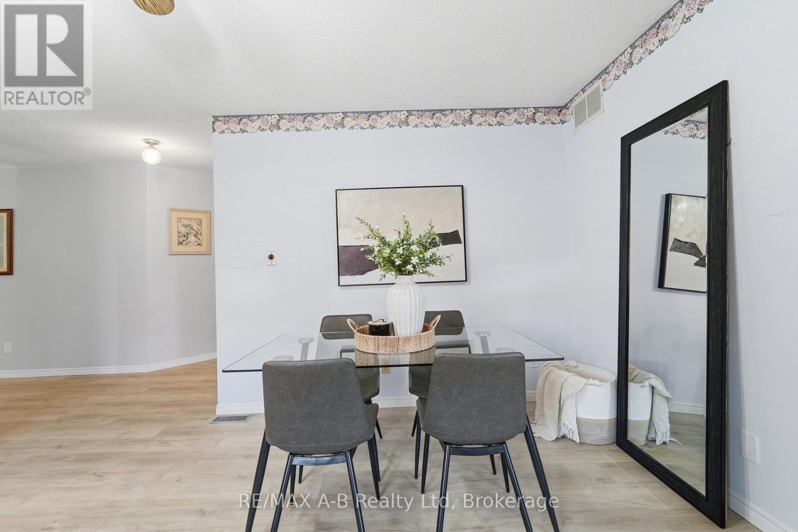 178 Toronto Street E, West Perth, Ontario  N0K 1N0 - Photo 10 - X13104674