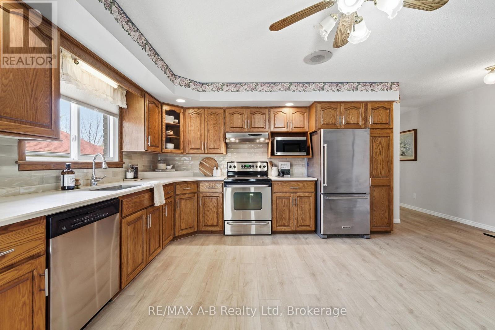 178 Toronto Street E, West Perth, Ontario  N0K 1N0 - Photo 9 - X13104674