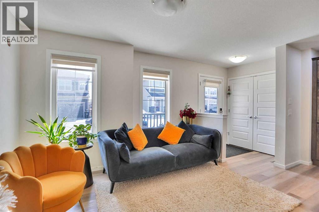 60 Cityside Grove NE, Calgary, Alberta  T3N 1C9 - Photo 3 - A2309493