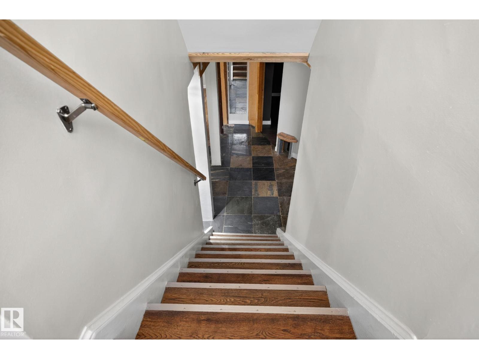 10409 83 St Nw, Edmonton, Alberta  T6A 3P2 - Photo 29 - E4486673