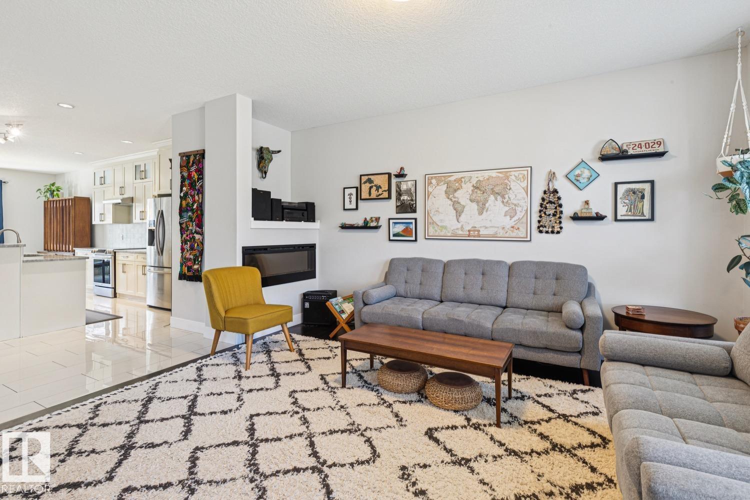 9919 79 St Nw, Edmonton, Alberta  T6A 3G2 - Photo 3 - E4486676