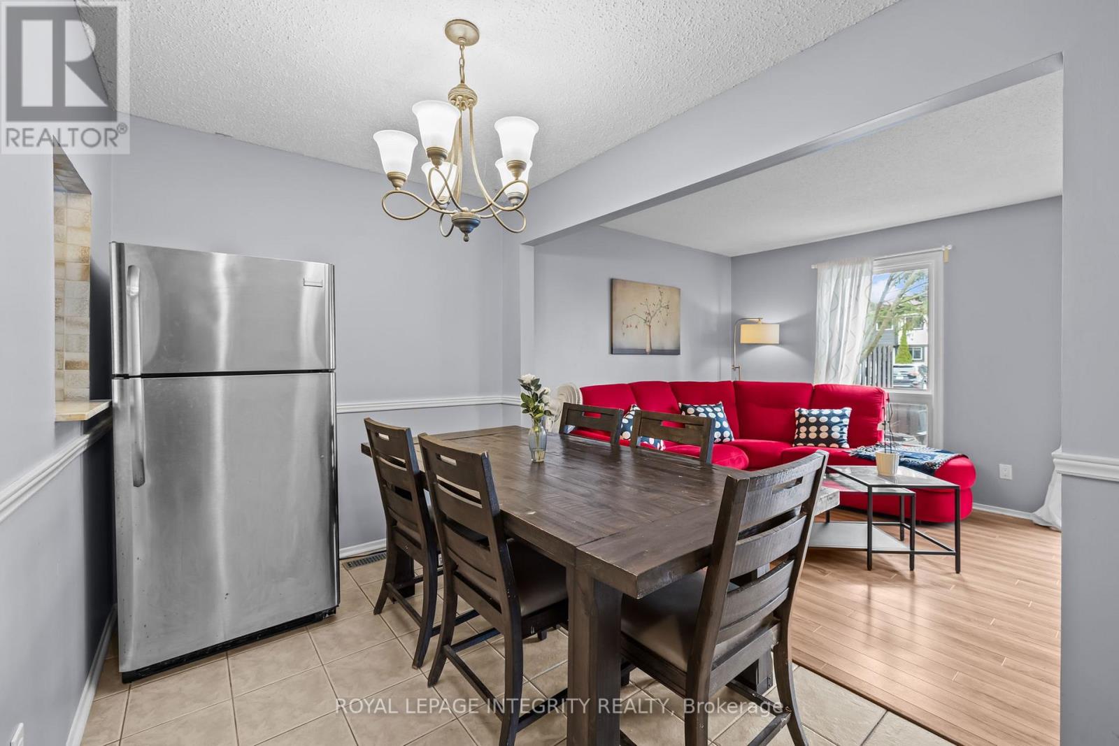 3568 Aladdin Lane, Ottawa, Ontario  K1T 1E2 - Photo 3 - X13104726