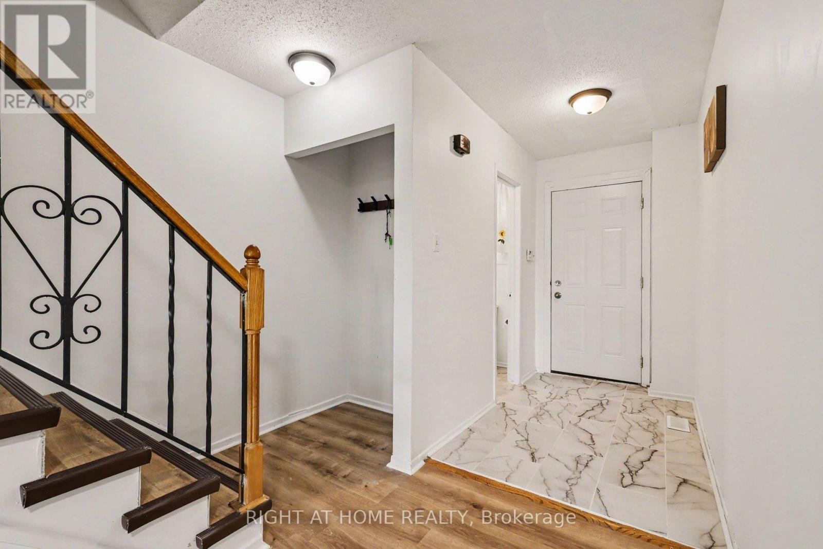 207 - 980 Gulf Place, Ottawa, Ontario  K1K 3Y1 - Photo 5 - X13104876