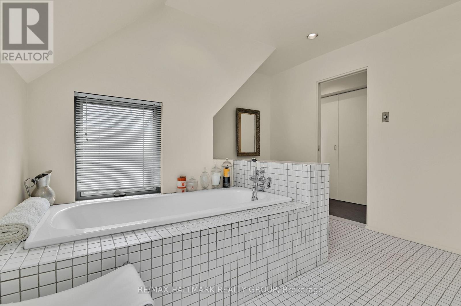 231 Mackay Street, Ottawa, Ontario  K1M 2B6 - Photo 25 - X13104940