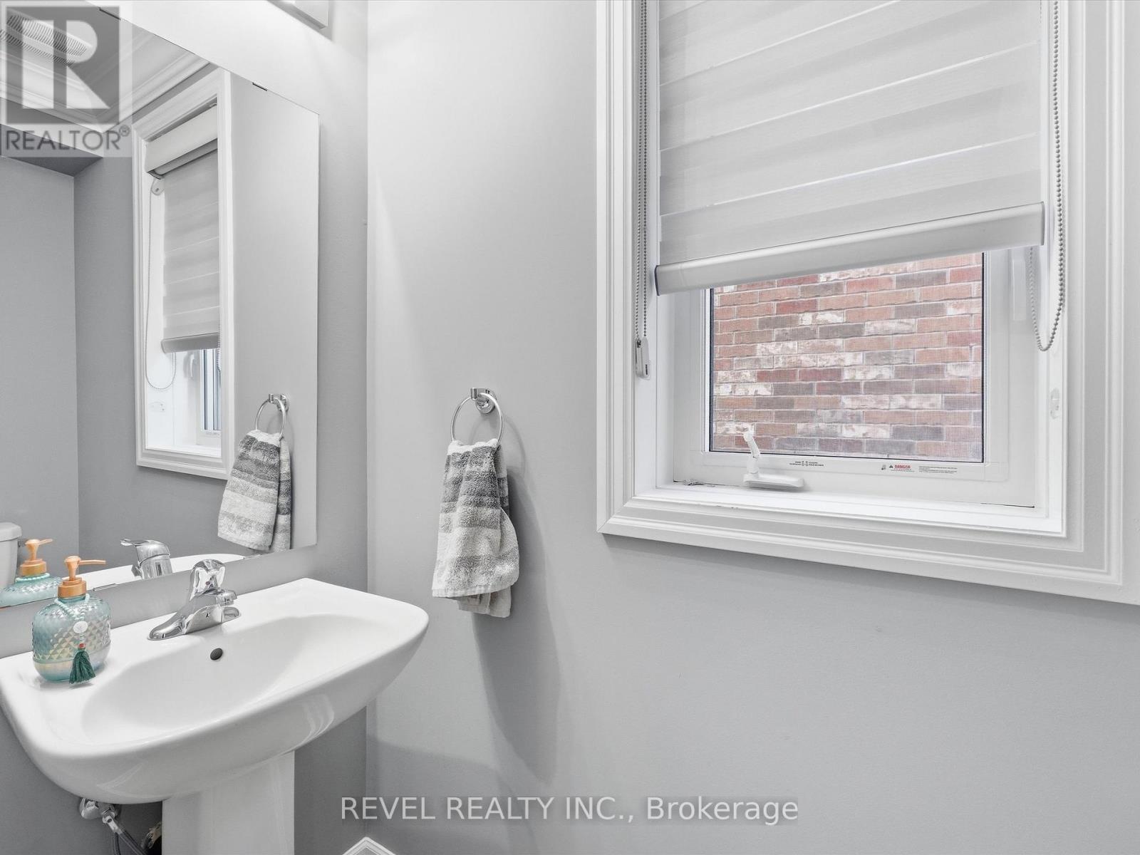 17 Mount Crescent, Essa, Ontario  L3W 0N4 - Photo 36 - N13104012