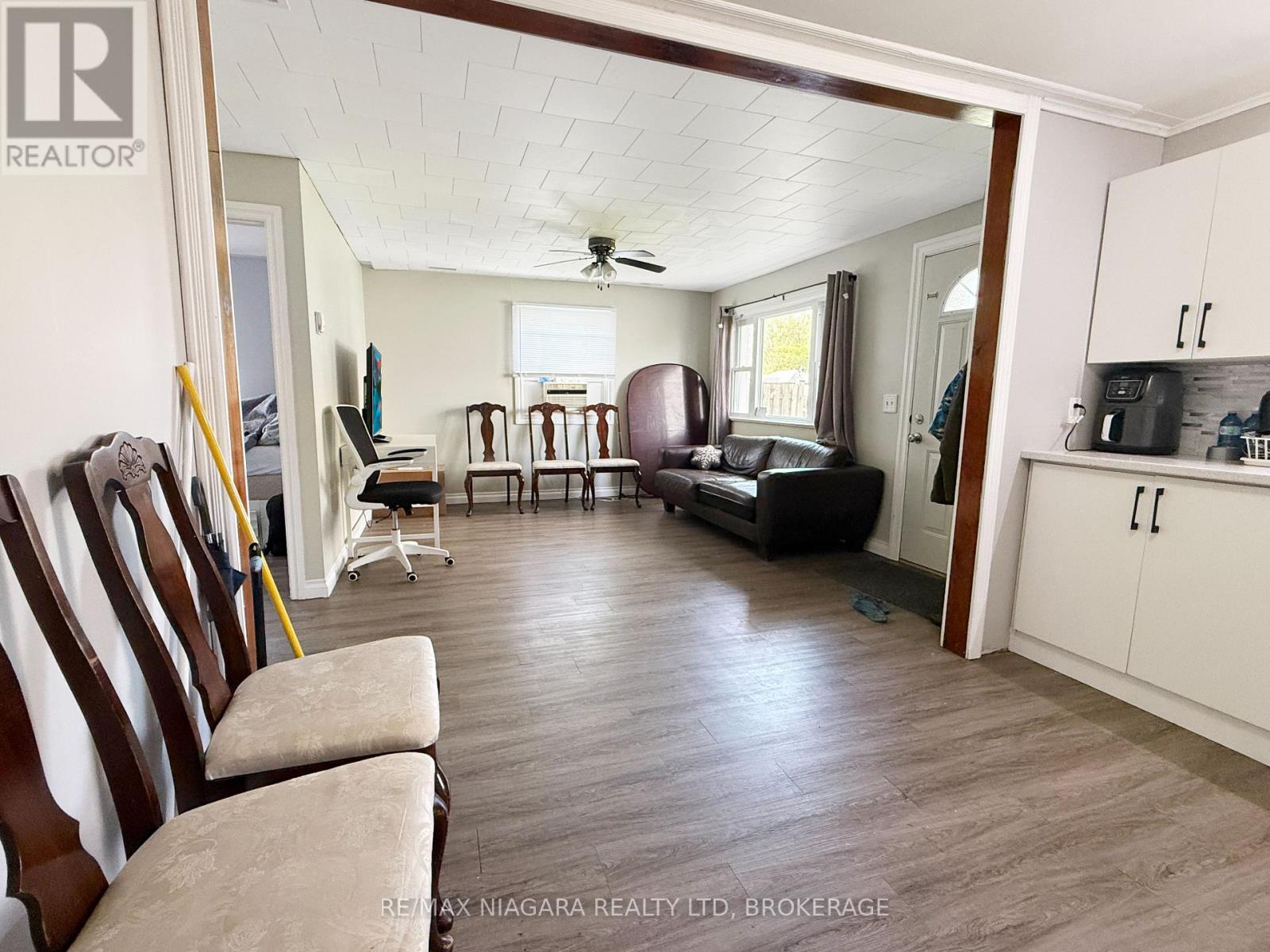 155 Douglas Street, Fort Erie, Ontario  L2A 3X1 - Photo 5 - X13104762