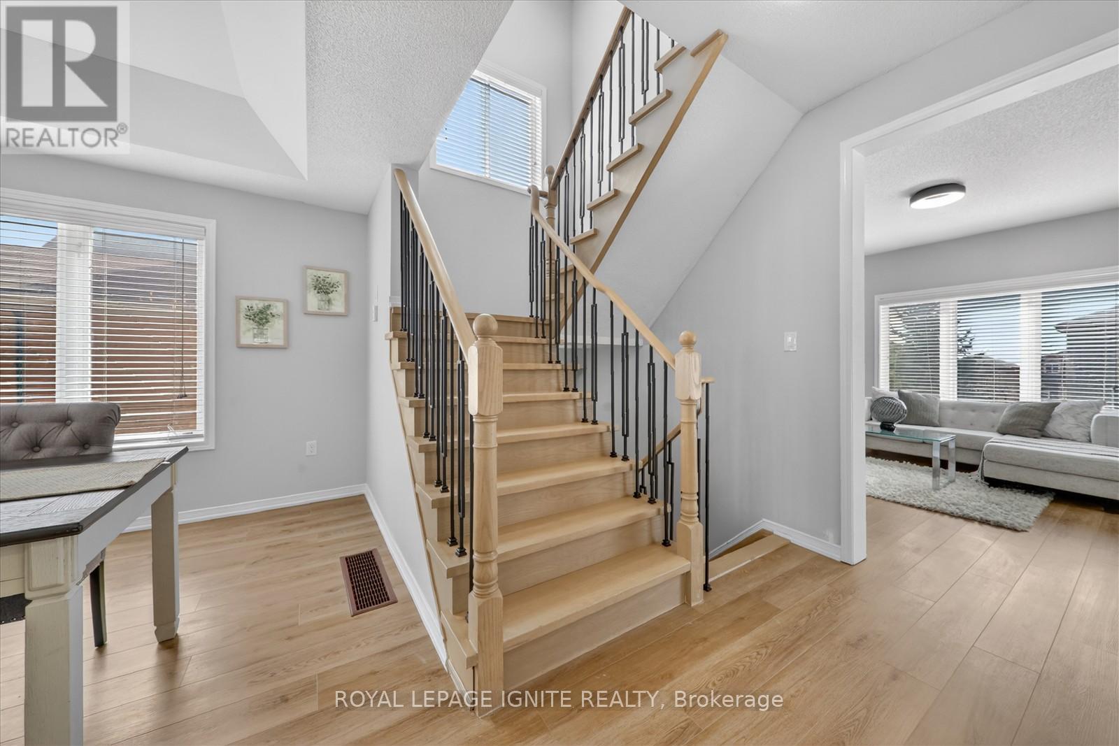 1447 Bassingthwaite Court, Innisfil, Ontario  L9S 0E1 - Photo 9 - N13104334