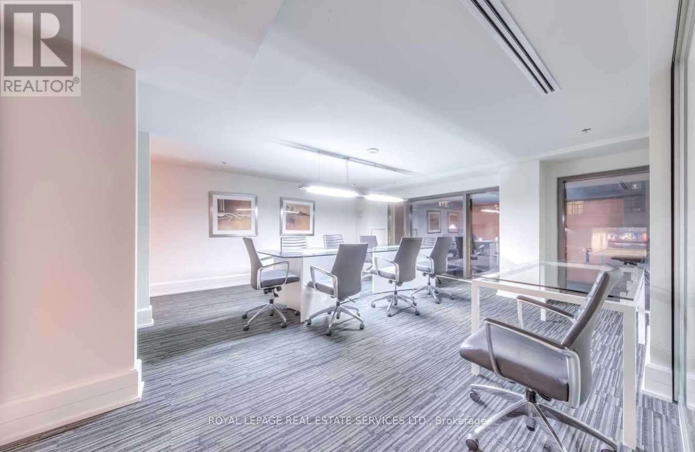 852 - 111 Elizabeth Street, Toronto, Ontario  M5G 1P7 - Photo 31 - C13103126