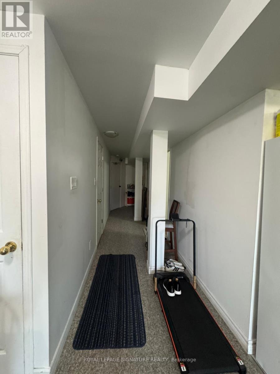 1585 Avonmore Square, Pickering, Ontario  L1V 7H5 - Photo 11 - E13027968