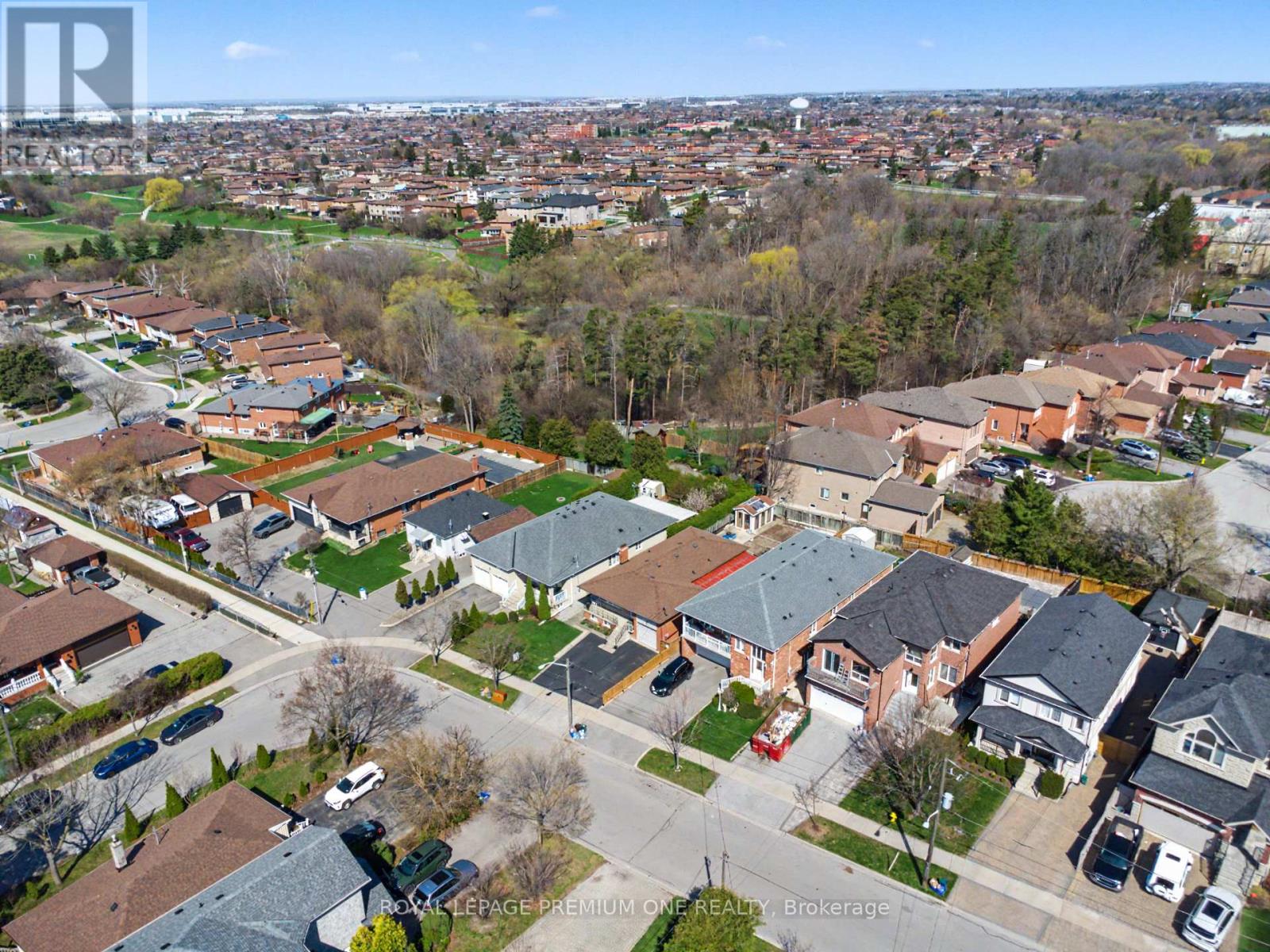 44 Ellerby Square N, Vaughan, Ontario  L4L 1N1 - Photo 35 - N13103214