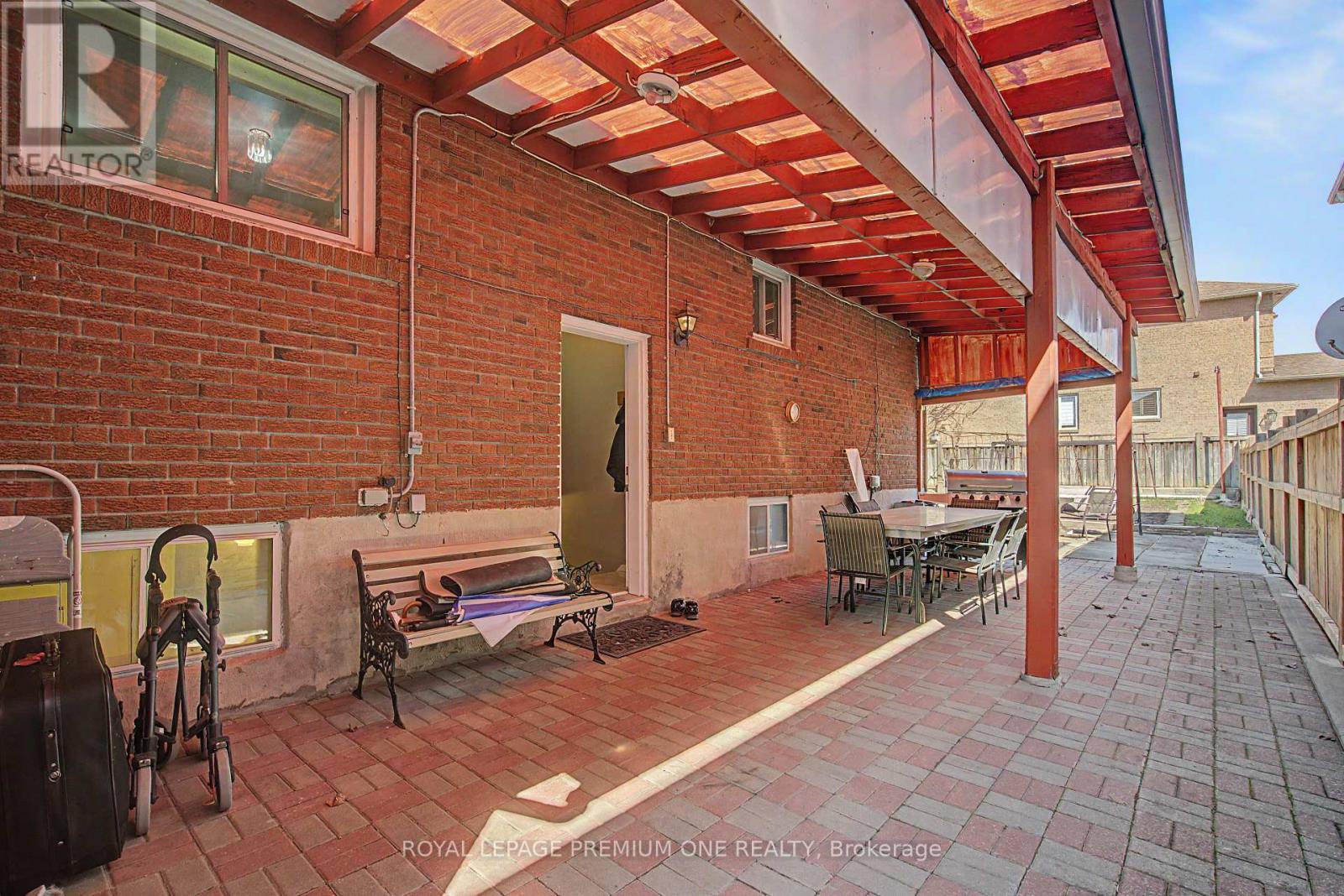 44 Ellerby Square N, Vaughan, Ontario  L4L 1N1 - Photo 29 - N13103214