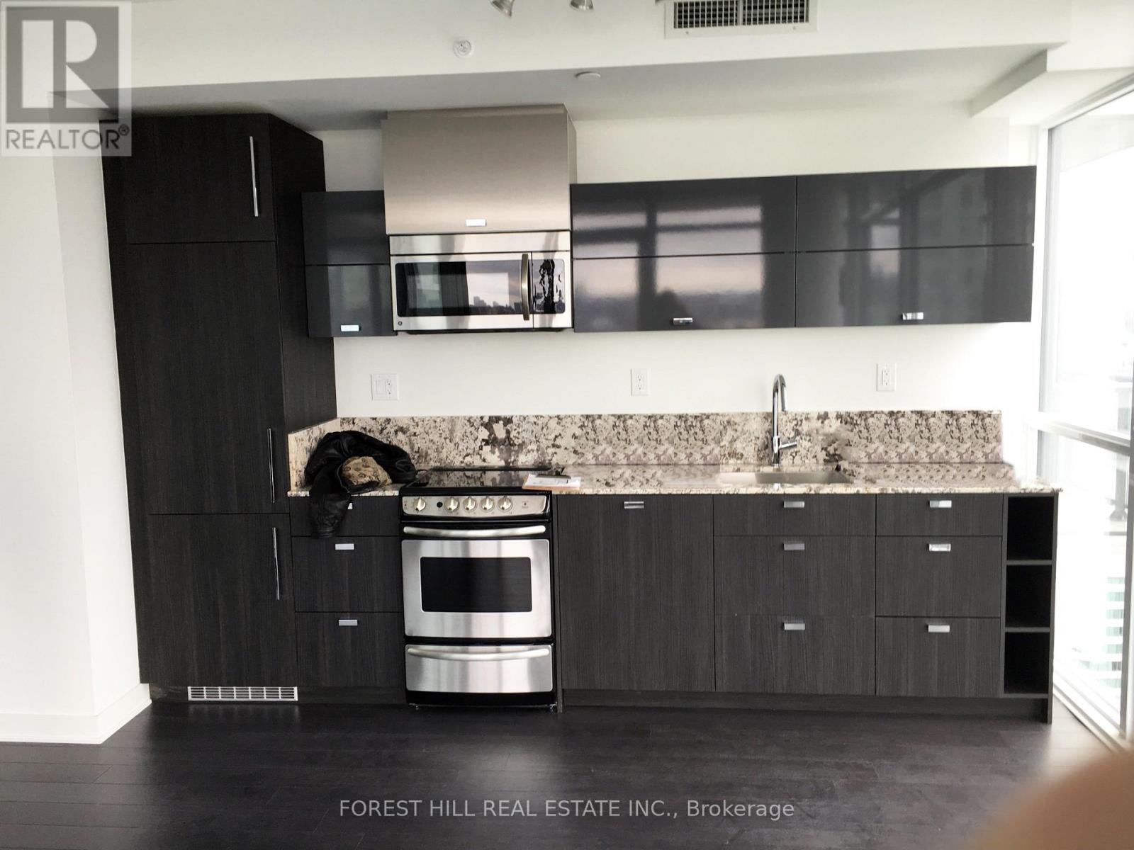 3104 - 290 Adelaide Street W, Toronto, Ontario  M5V 1P6 - Photo 1 - C13104642
