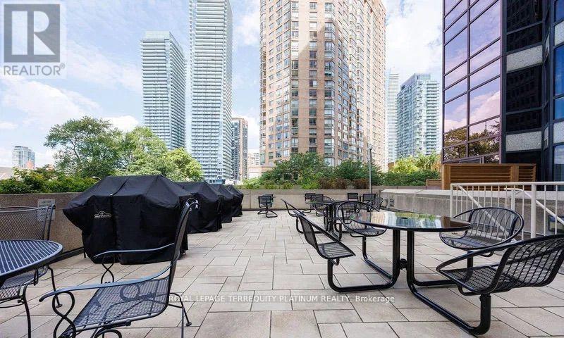 3305 - 1001 Bay Street, Toronto, Ontario  M5S 3A6 - Photo 10 - C13104688