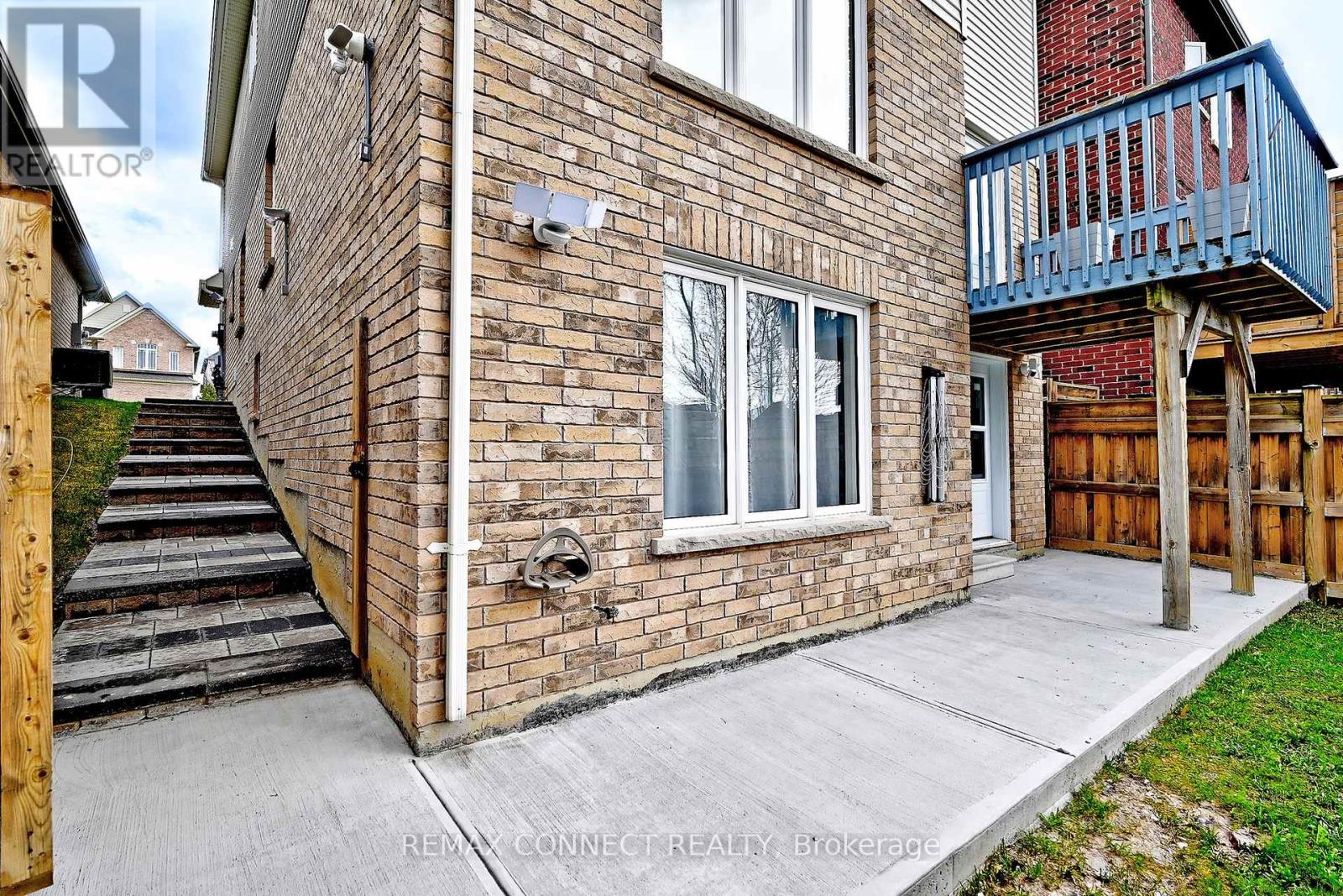 1788 Shelburne Street, Oshawa, Ontario  L1K 0T2 - Photo 4 - E13104668