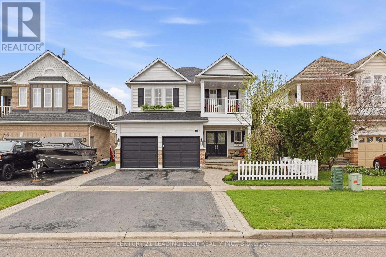 390 WHITBY SHORES GREEN WAY, Whitby, Ontario