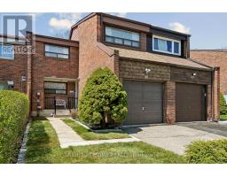 10 SACHEMS PLACE, Toronto, Ontario