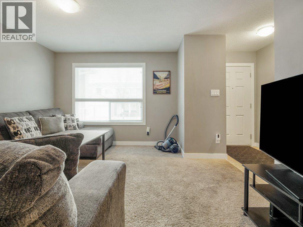 2, 221 Silkstone Road W, Lethbridge, Alberta  T1J 4J9 - Photo 7 - A2293674