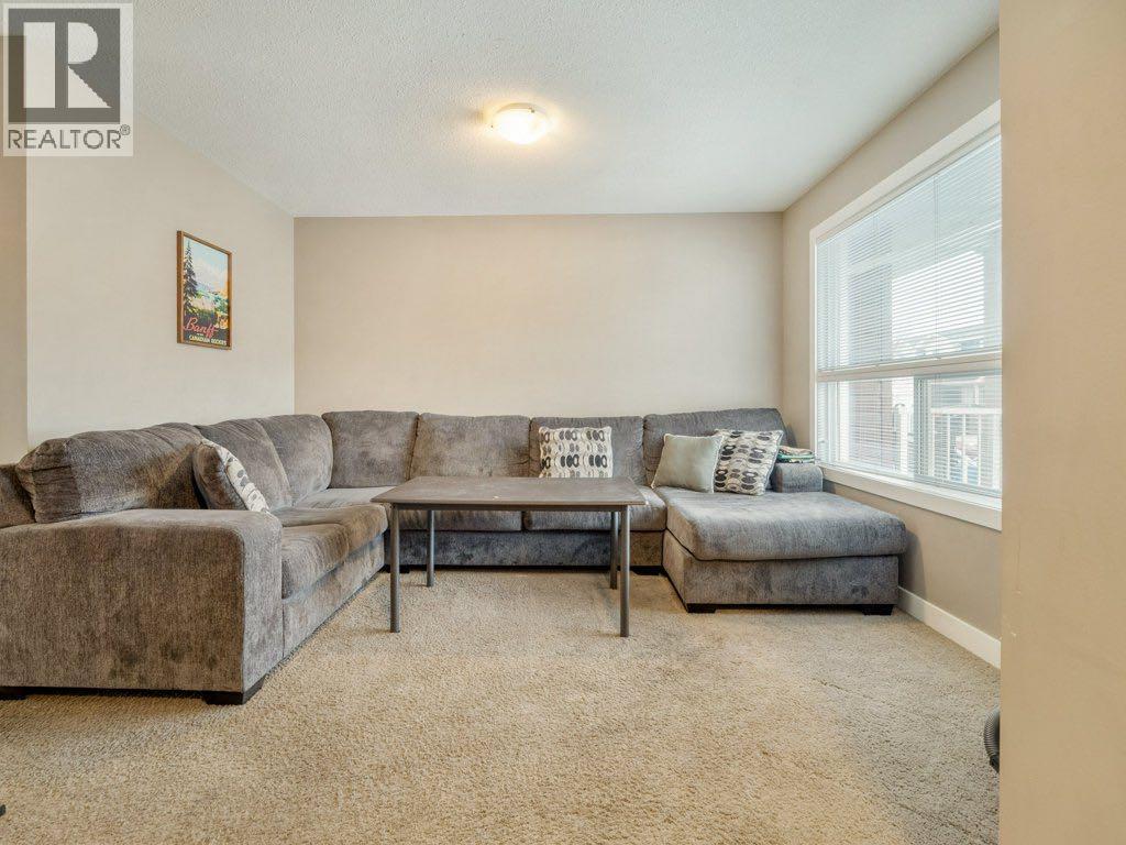 2, 221 Silkstone Road W, Lethbridge, Alberta  T1J 4J9 - Photo 4 - A2293674