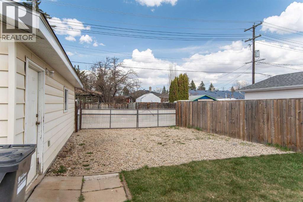 4106 38 Street, Red Deer, Alberta  T4N 0W9 - Photo 8 - A2308844