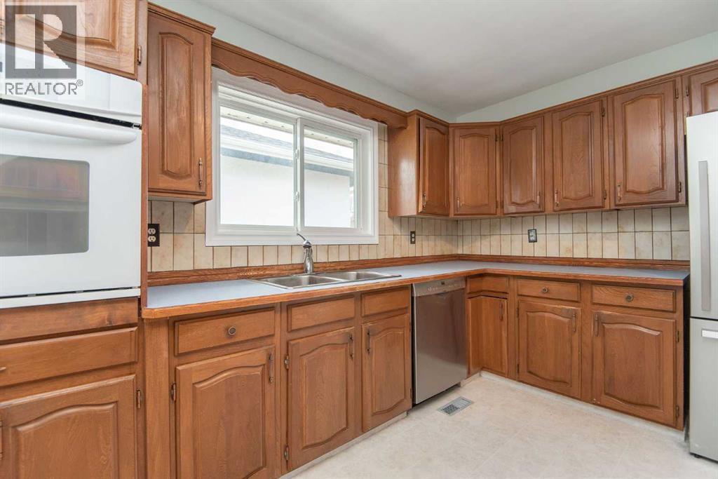 4106 38 Street, Red Deer, Alberta  T4N 0W9 - Photo 12 - A2308844