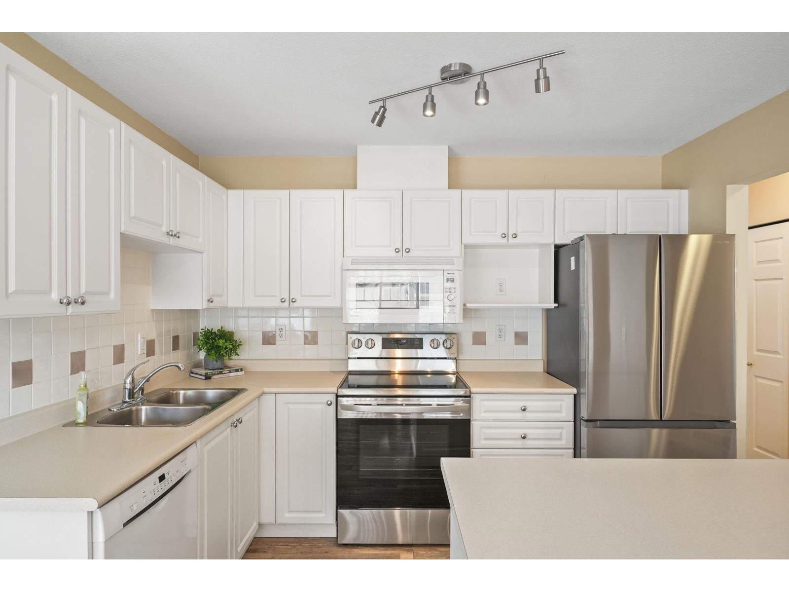 62 6885 184 Street, Surrey, British Columbia  V3S 9G1 - Photo 9 - R3121319