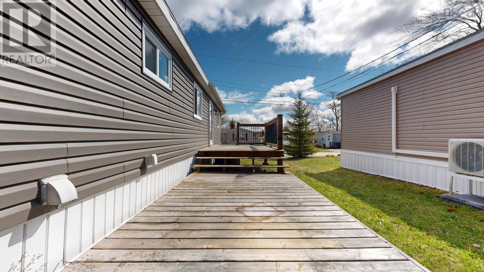 16 Dopey Lane, Dartmouth, Nova Scotia  B3E 1C3 - Photo 6 - 202610292