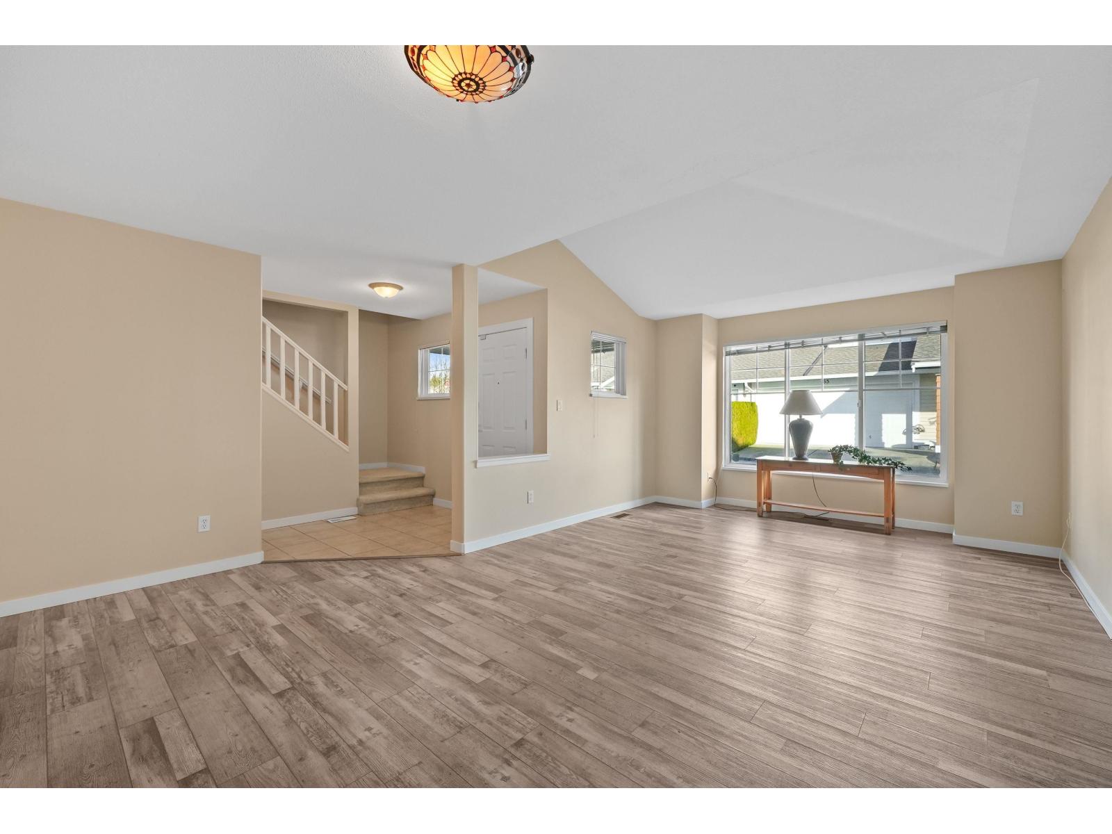 62 6885 184 Street, Surrey, British Columbia  V3S 9G1 - Photo 3 - R3121319