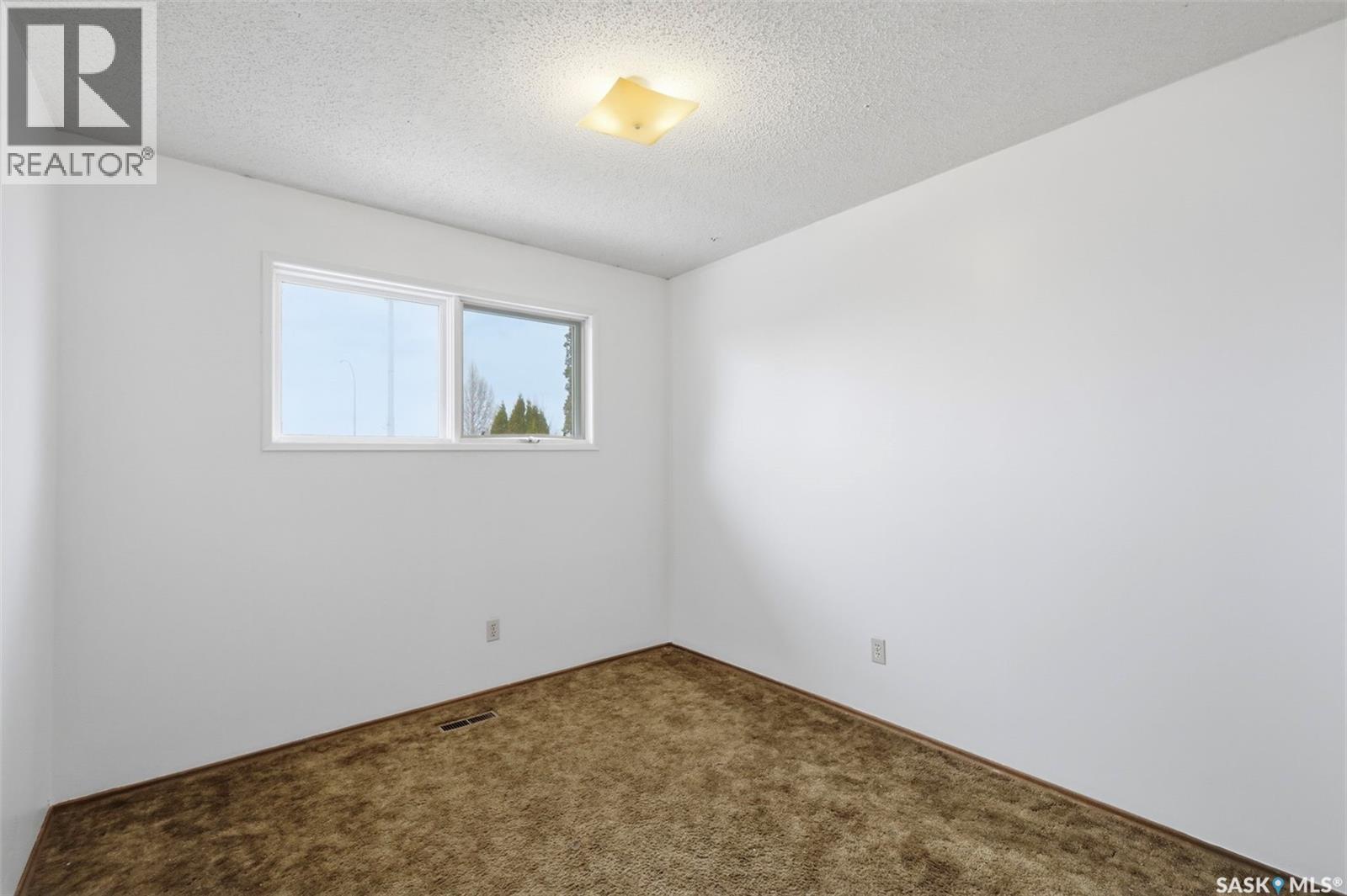142 Heise Crescent, Saskatoon, Saskatchewan  S7M 4V3 - Photo 17 - SK035459