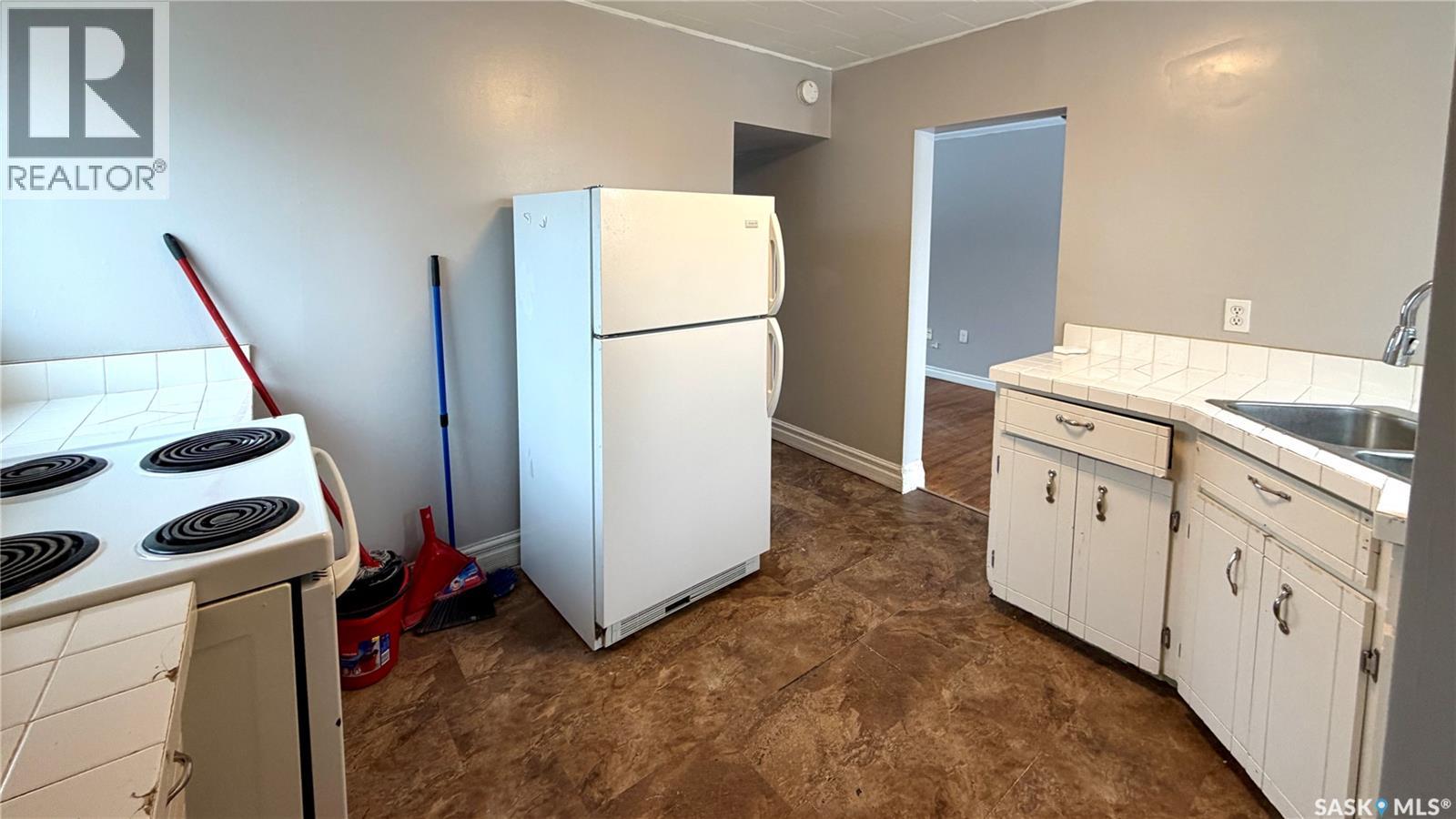217 L Avenue N, Saskatoon, Saskatchewan  S7L 2P3 - Photo 18 - SK035454