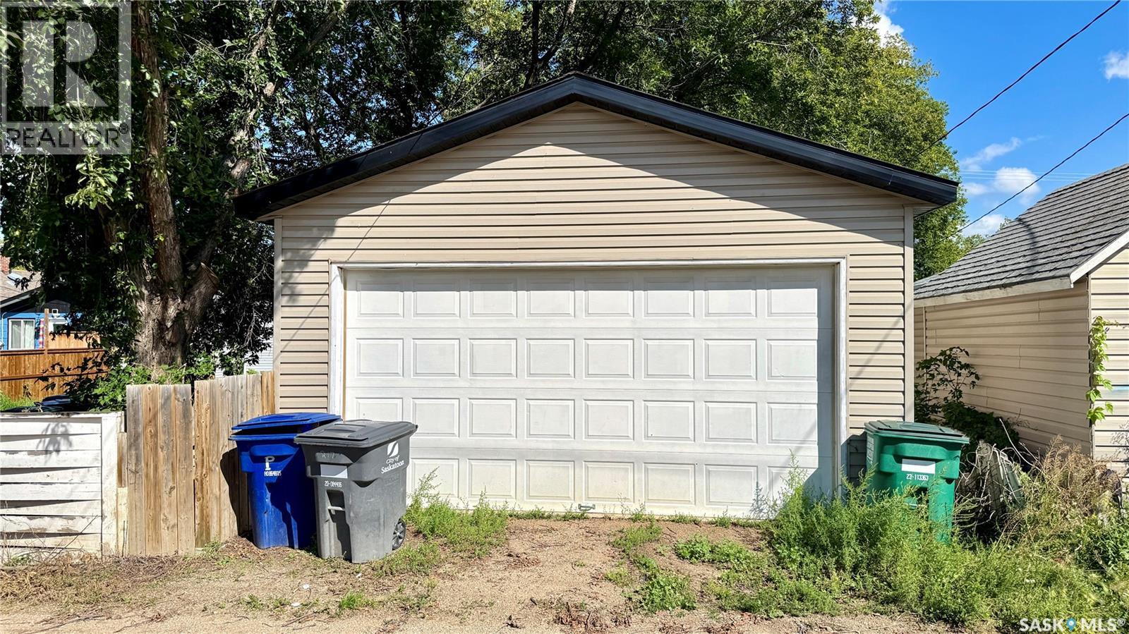 217 L Avenue N, Saskatoon, Saskatchewan  S7L 2P3 - Photo 7 - SK035454