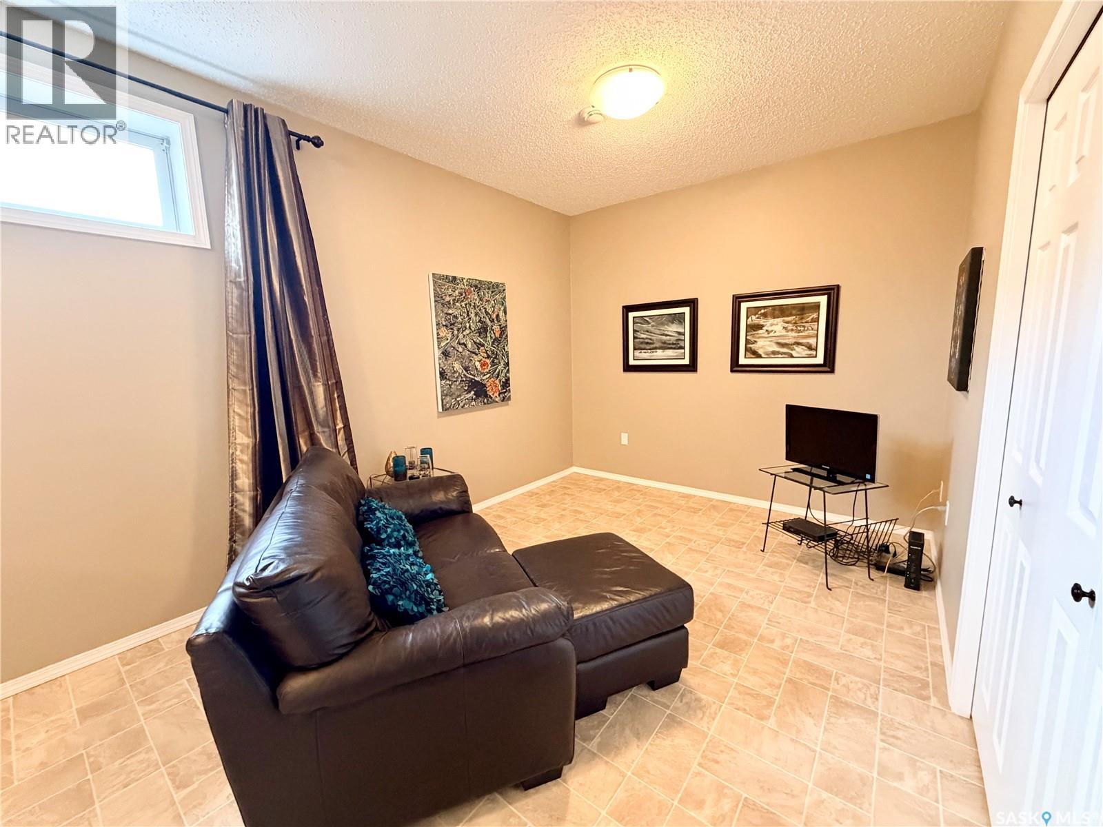 2451 Kildeer Drive, North Battleford, Saskatchewan  S9A 3T4 - Photo 8 - SK035453