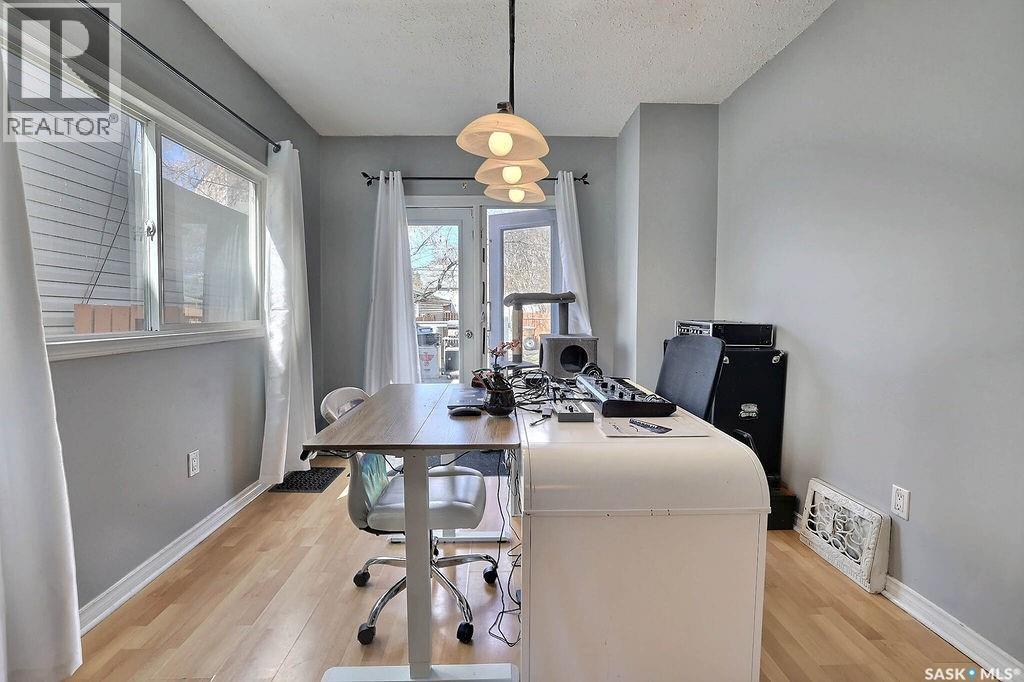 2066 Wallace Street, Regina, Saskatchewan  S4N 4A4 - Photo 11 - SK035410