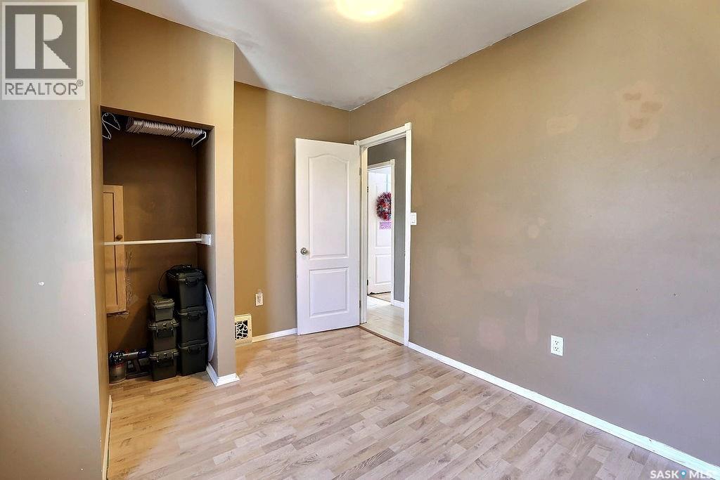 2066 Wallace Street, Regina, Saskatchewan  S4N 4A4 - Photo 17 - SK035410