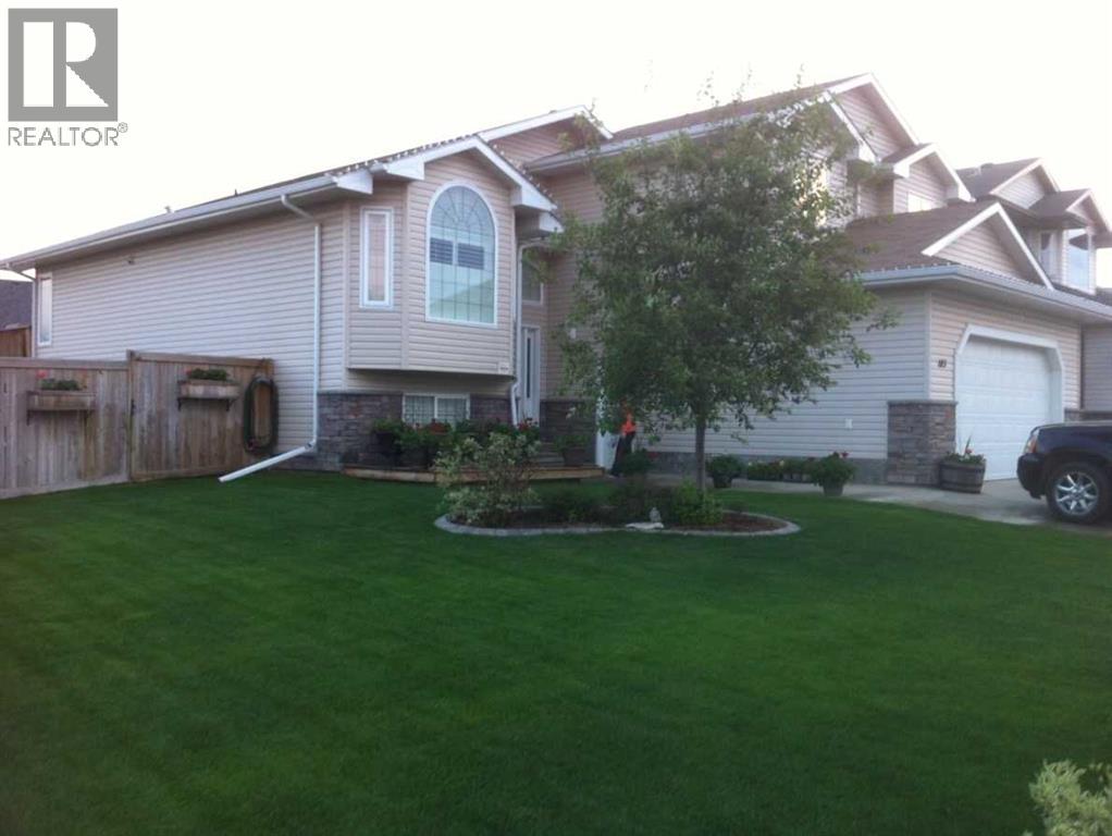 103 Lawrence Street, Fort Mcmurray, Alberta  T9K 2S5 - Photo 1 - A2306564