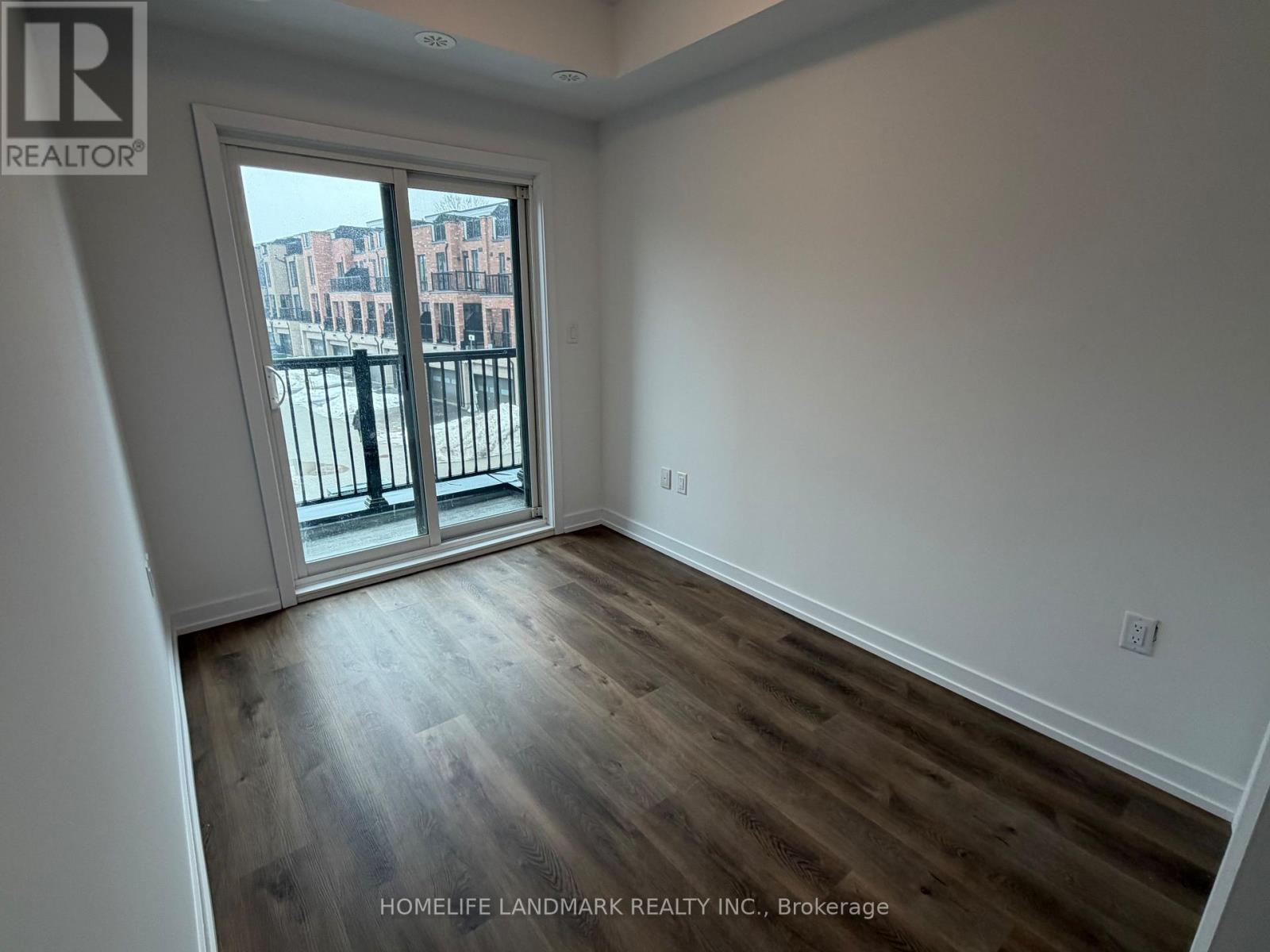 308 - 5 Bancroft Lane, Richmond Hill, Ontario  L4E 1M1 - Photo 4 - N13104648