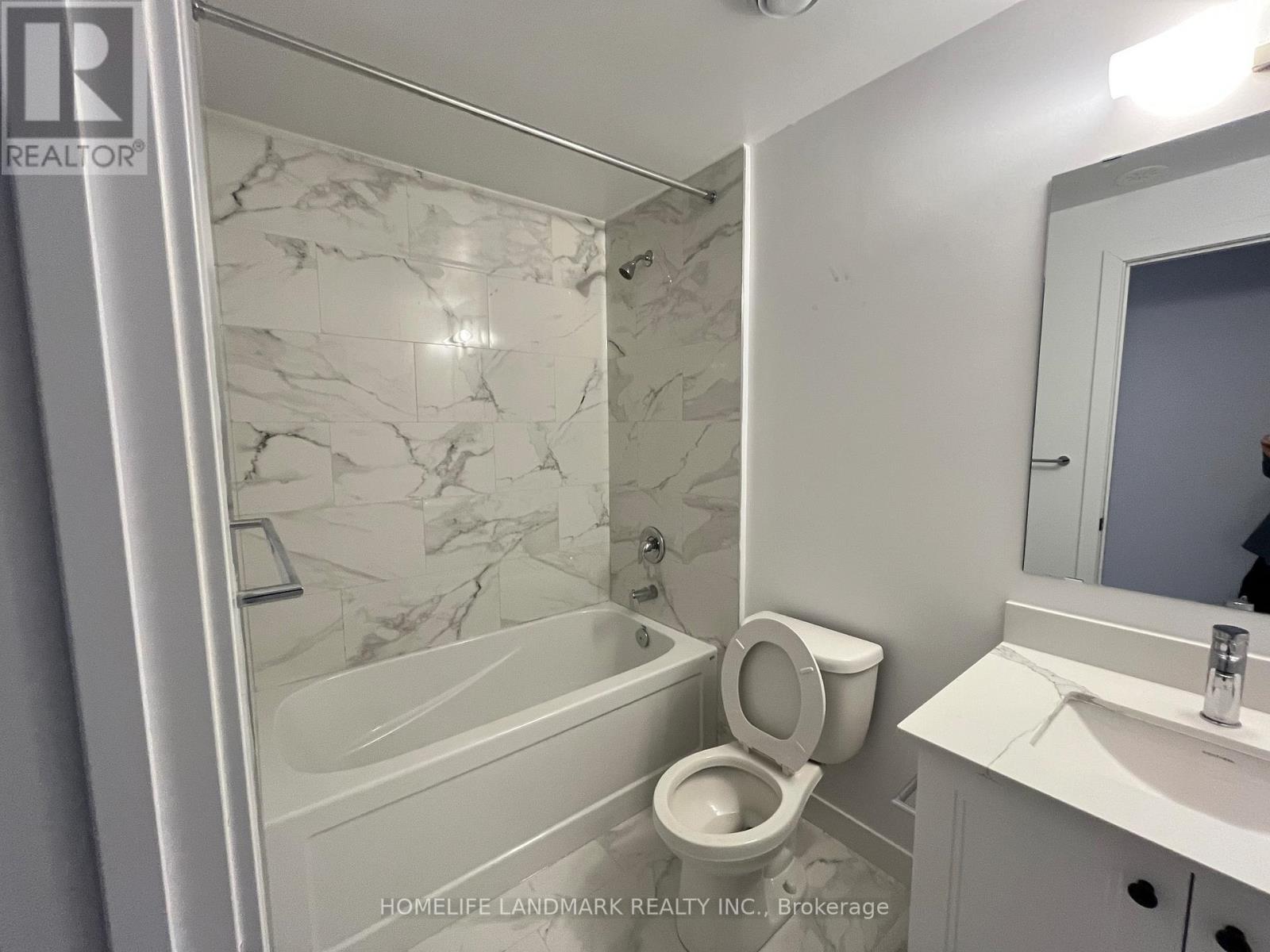 319 - 5 Bancroft Lane, Richmond Hill (Jefferson), Ontario  L4E 1M1 - Photo 5 - N13104654