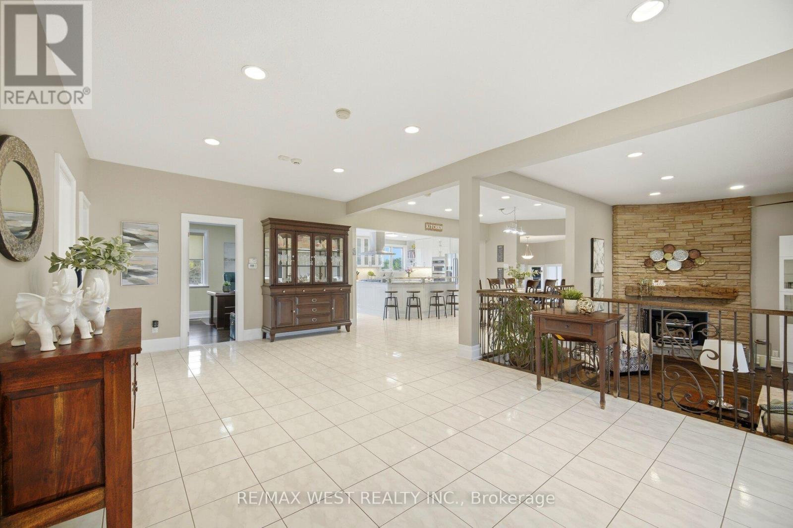 1779 Line 13, Bradford West Gwillimbury, Ontario  L0L 1R0 - Photo 6 - N13104812