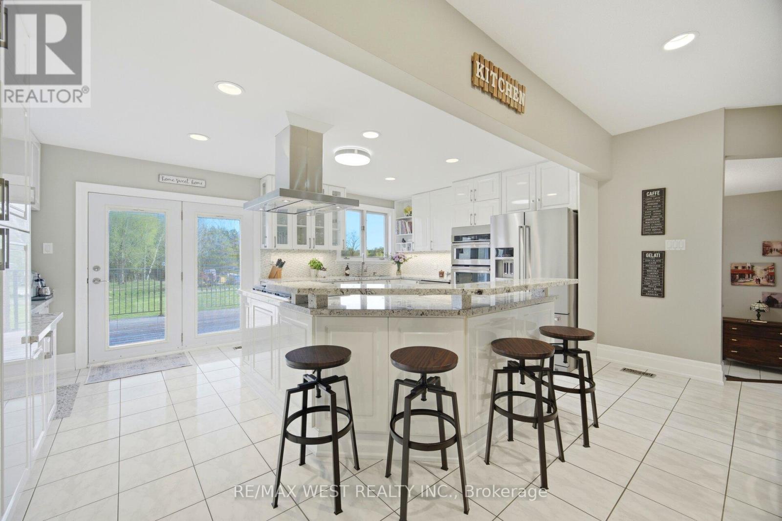 1779 Line 13, Bradford West Gwillimbury, Ontario  L0L 1R0 - Photo 8 - N13104812