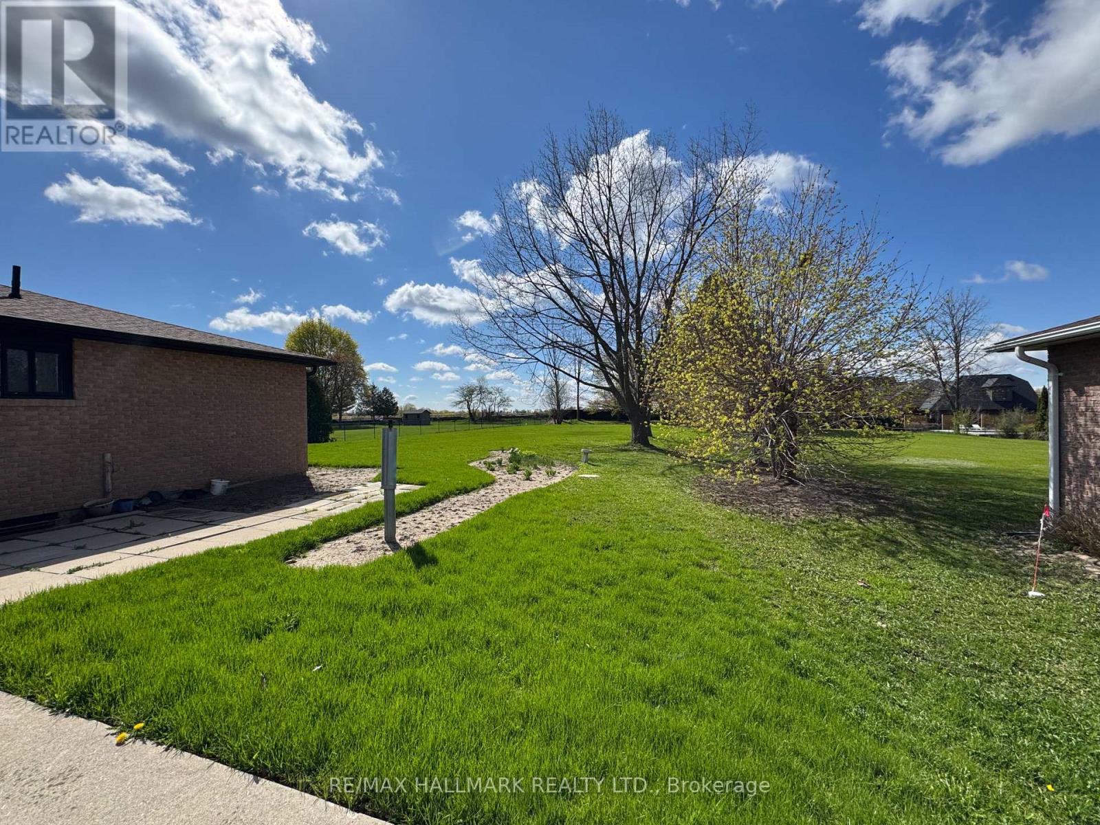 17 Janet Avenue, King (Nobleton), Ontario  L0G 1N0 - Photo 3 - N13104894