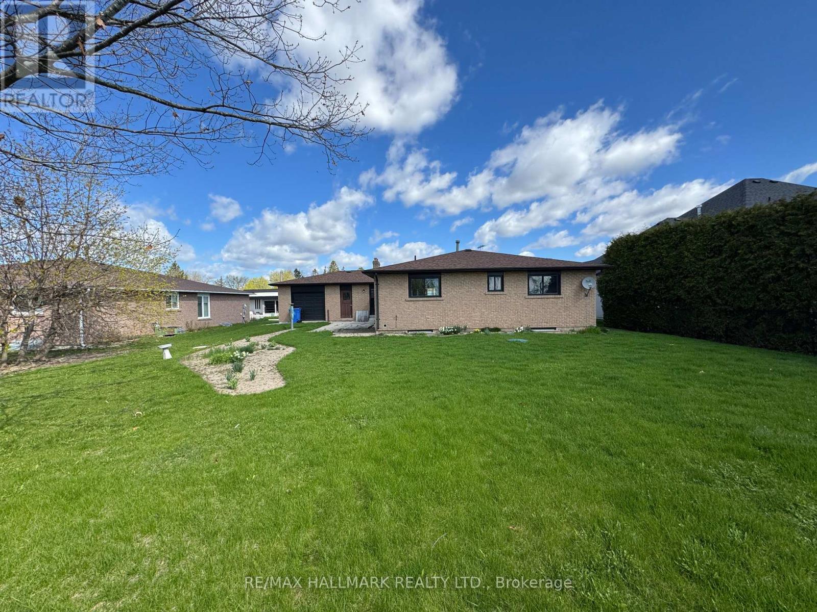 17 Janet Avenue, King (Nobleton), Ontario  L0G 1N0 - Photo 7 - N13104894