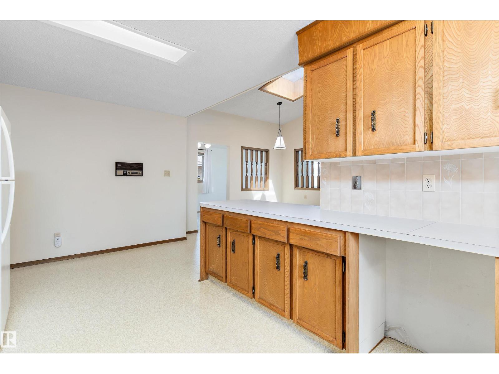 16128 98 St Nw, Edmonton, Alberta  T5X 4Y7 - Photo 19 - E4486641