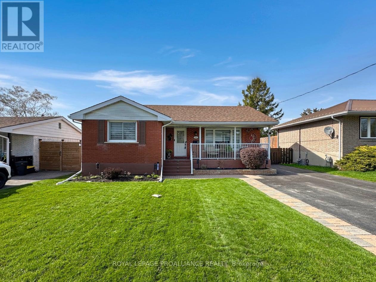 10 CHOWN CRESCENT, Belleville, Ontario