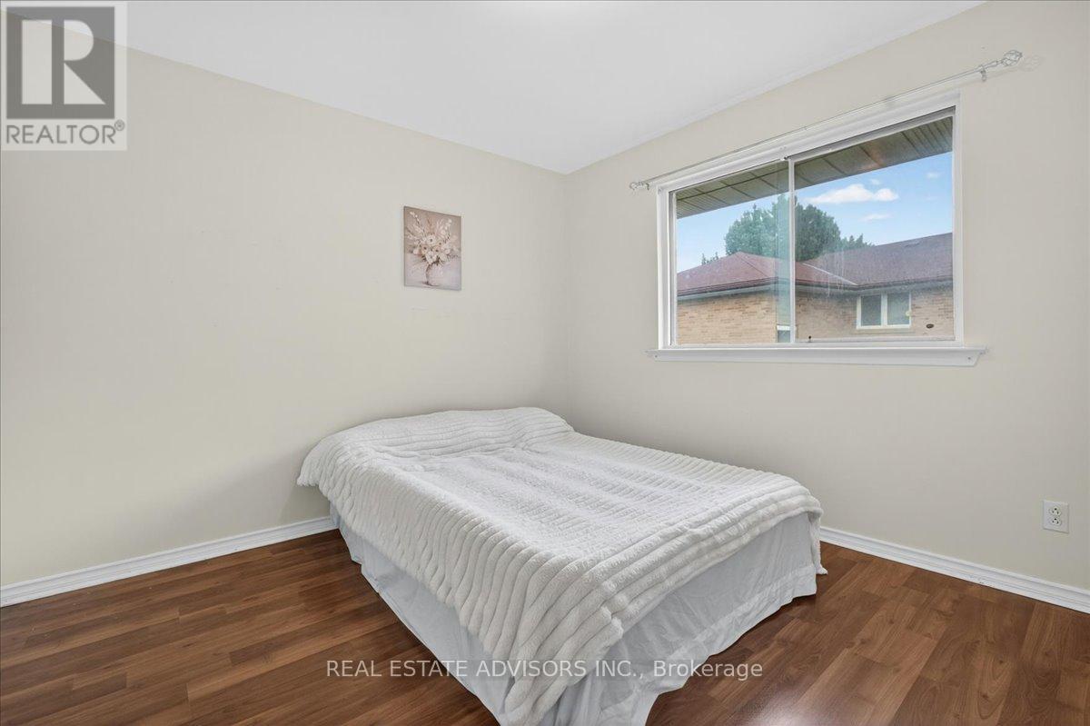 84 Ardglen Drive, Brampton, Ontario  L6W 1V6 - Photo 22 - W13104660