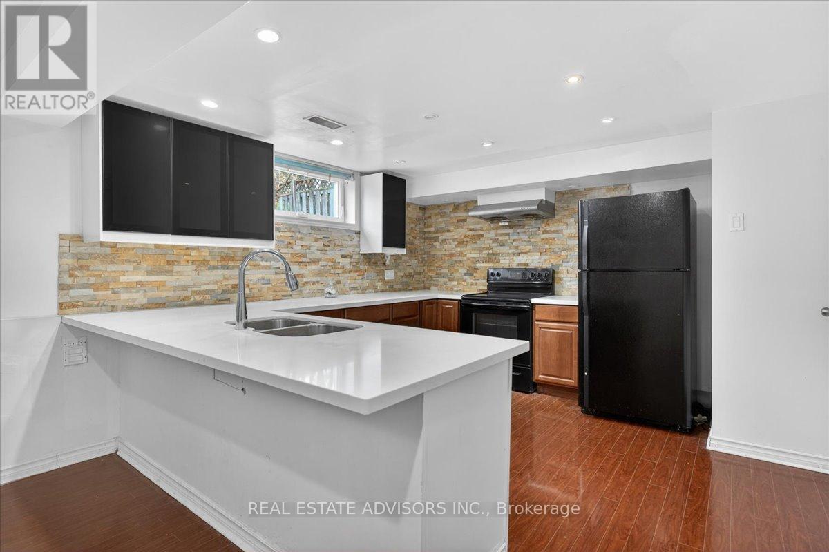 84 Ardglen Drive, Brampton, Ontario  L6W 1V6 - Photo 27 - W13104660