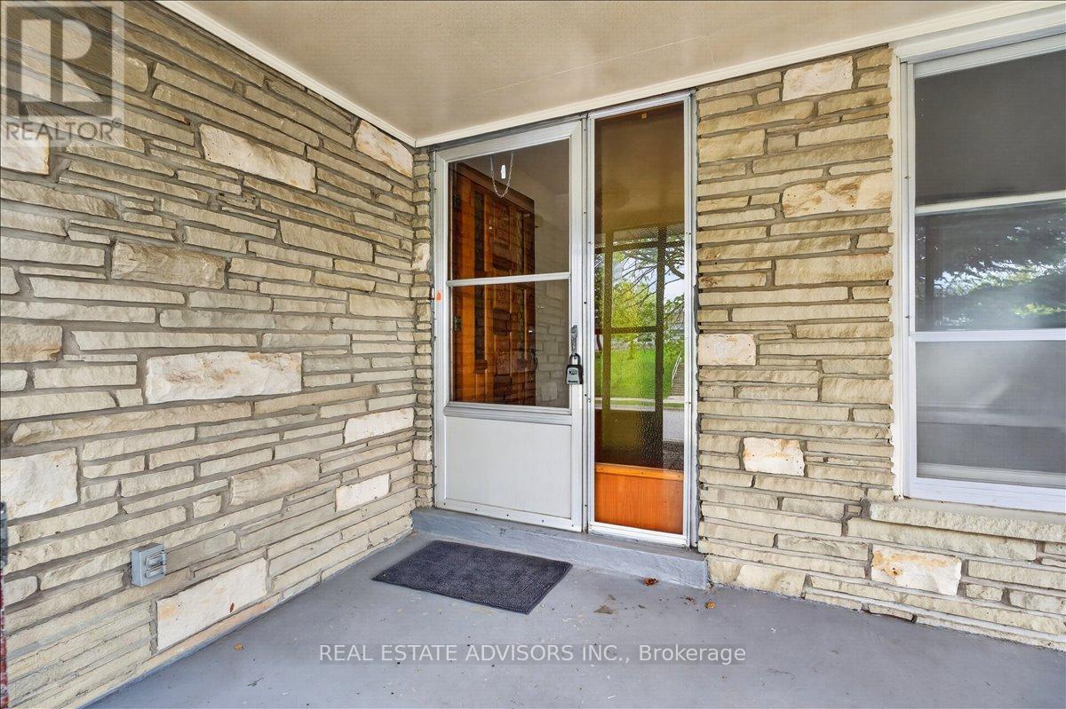 84 Ardglen Drive, Brampton, Ontario  L6W 1V6 - Photo 34 - W13104660